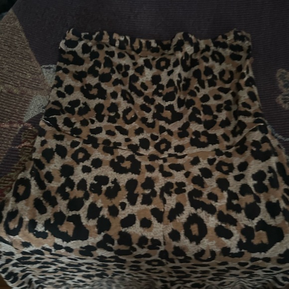 small lepoard jumpsuit - Picture 2 of 4